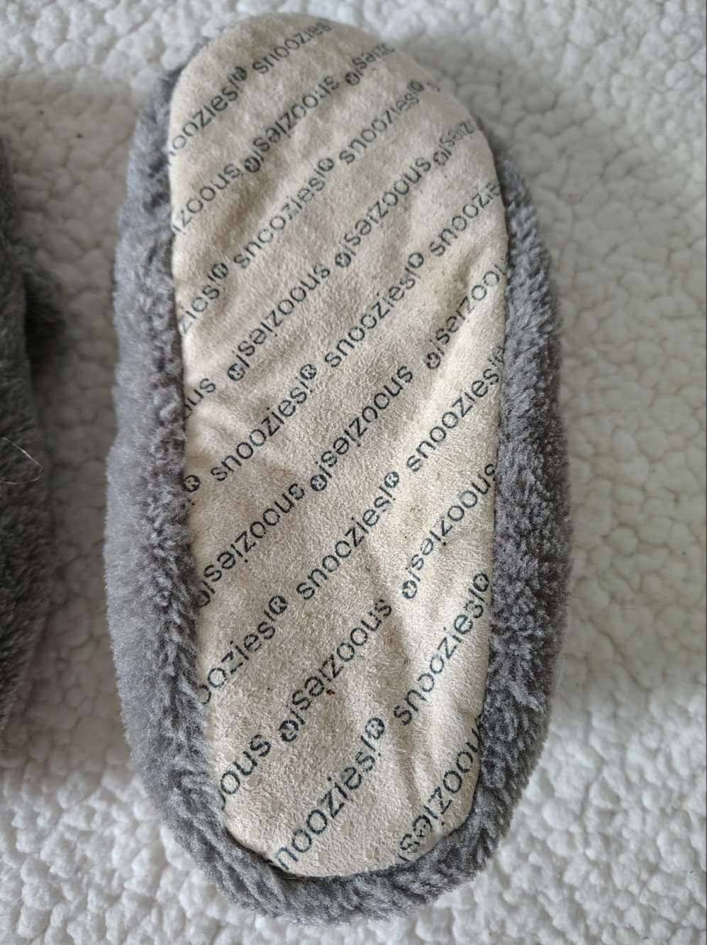 ☀️5/$25☀️ Snoozies! Cozy Size Small Koala Bear Slippers - Picture 9 of 9